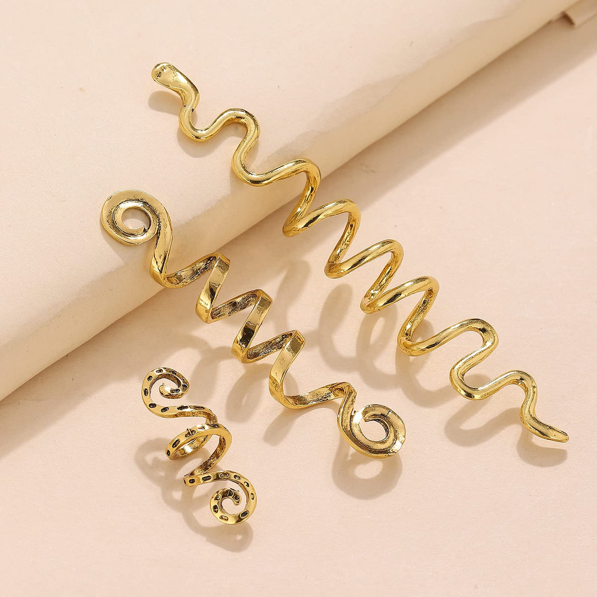 FRDTLUTHW close-up of alloy finish, highlights durable metallic texture