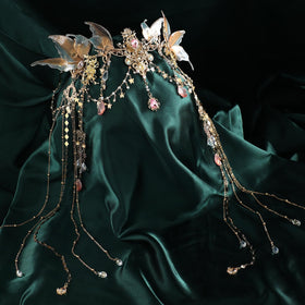FRESHME tassel detail highlighting texture and movement for dynamic photographs benefit
