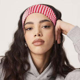 Fszsaa close-up of knit fabric texture highlighting soft breathable comfort
