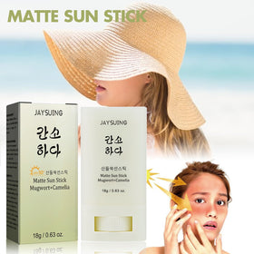 gaayou open stick showing creamy texture and easy blend benefit