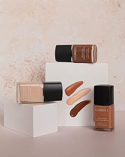 Gabriel Cosmetics application using sponge for smooth, blendable coverage benefit