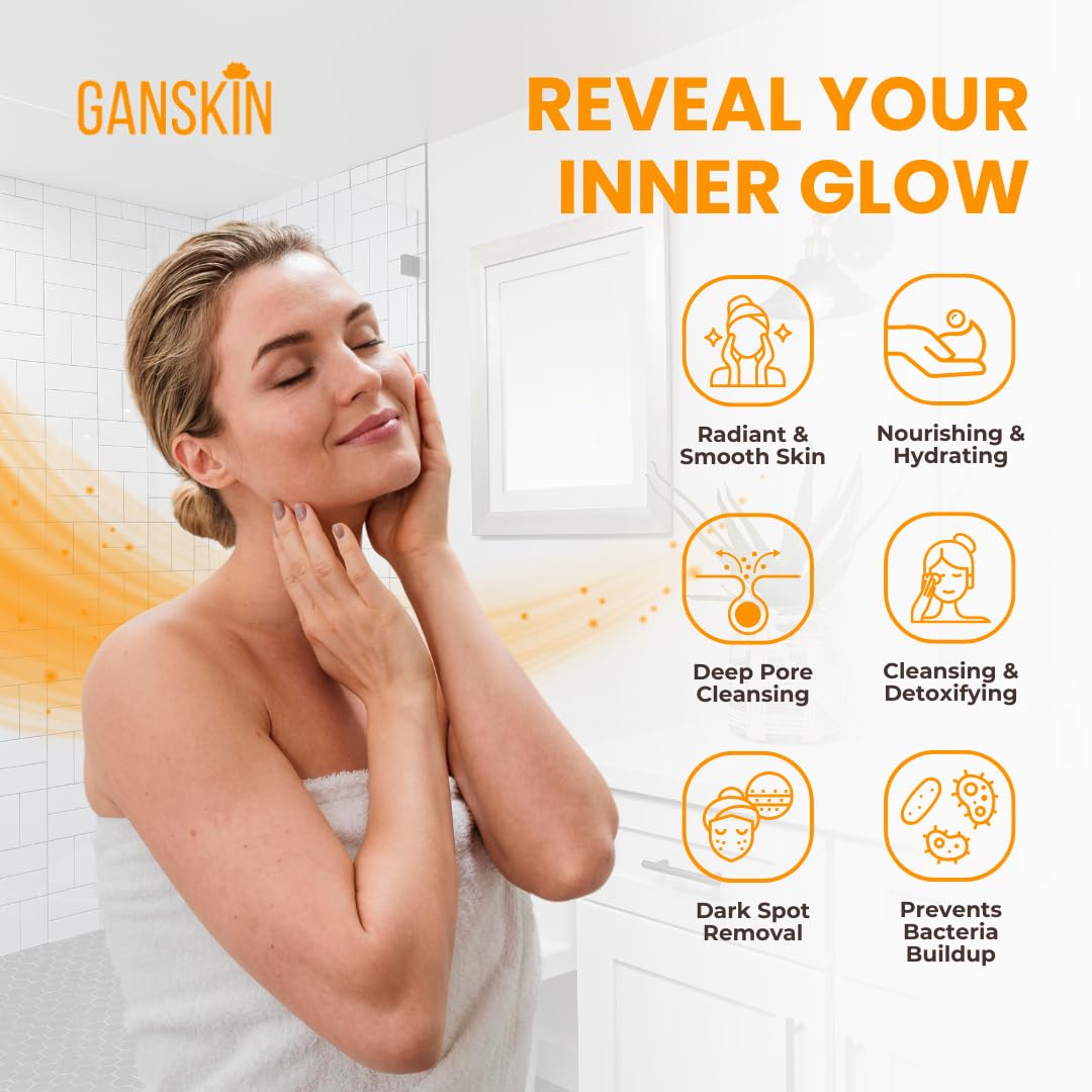 Ganskin turmeric powder ingredient shot highlighting natural brightening properties