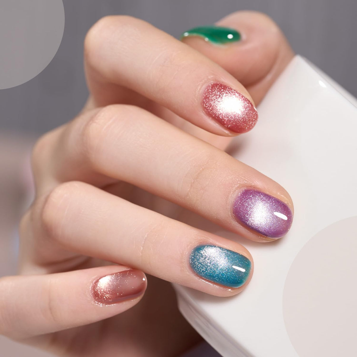 GAOY gel polish being magnetized on a nail, illustrates easy at-home salon effect