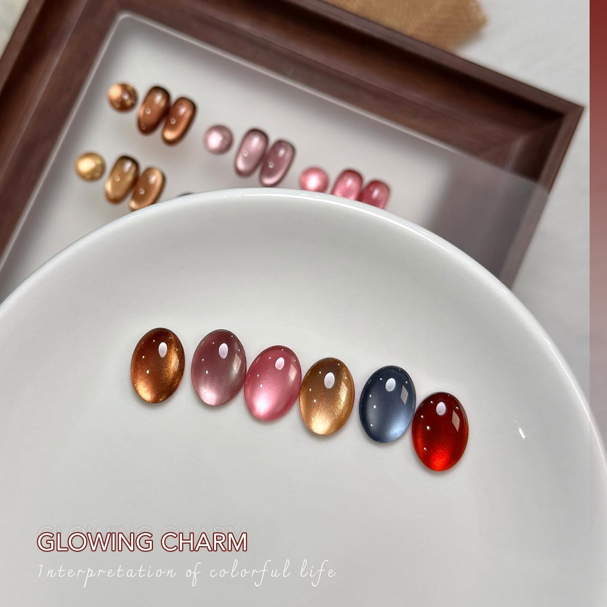 GAOY close-up of glossy jelly texture and holographic glitter for depth