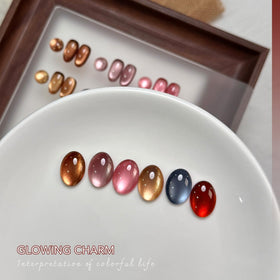 GAOY close-up of glossy jelly texture and holographic glitter for depth