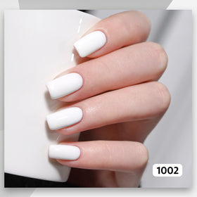 GAOY cured nails lifestyle photo demonstrating long-lasting glossy finish