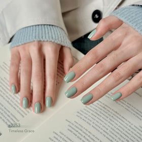 GAOY polish being cured on a salon hand showing professional finish benefit