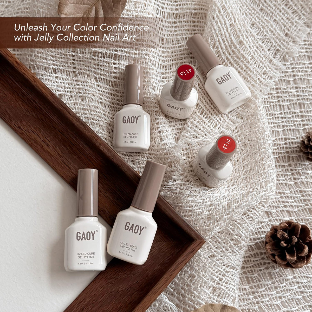 GAOY lifestyle manicure hand wearing set showing wearable salon finish