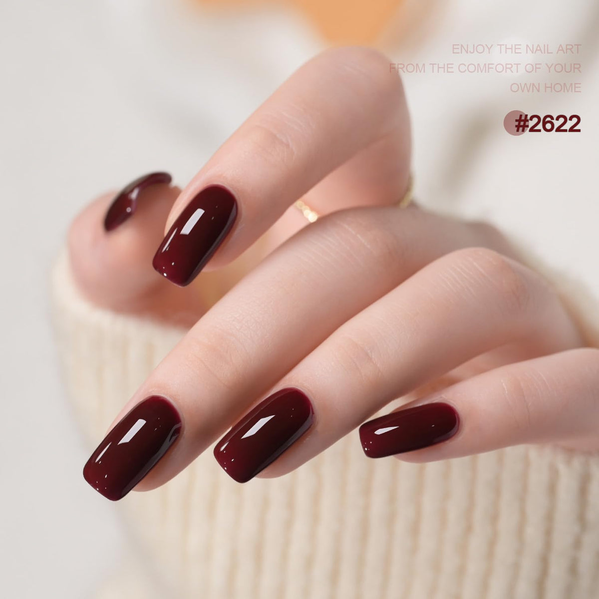 GAOY matte and glossy top coat bottles highlighting finish options for style