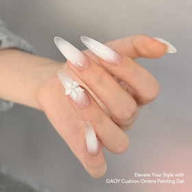 GAOY applying ombre on nails demonstrating seamless gradient finish