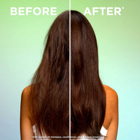 Garnier Fructis close-up texture of shampoo showing lightweight hydration benefit