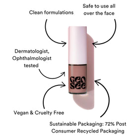 GEN SEE dual-ended brush flat and fluffy ends for precise placement and blending