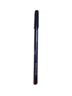 Generic application of liner on eye illustrating smooth glide and definition