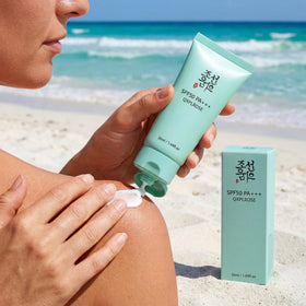 Generic sunscreen open nozzle showing easy-dispense design for controlled use