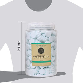 Ginger Lily Farms 500-count tub beside ruler showing quantity and salon supply benefit