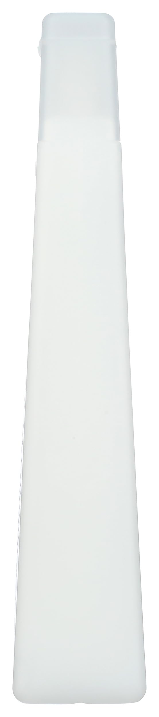 GIOVANNI conditioner being applied to mid-lengths demonstrating smoother comb-through