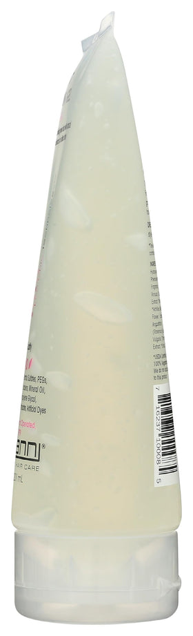 GIOVANNI bottle on recyclable background emphasizing eco-friendly packaging