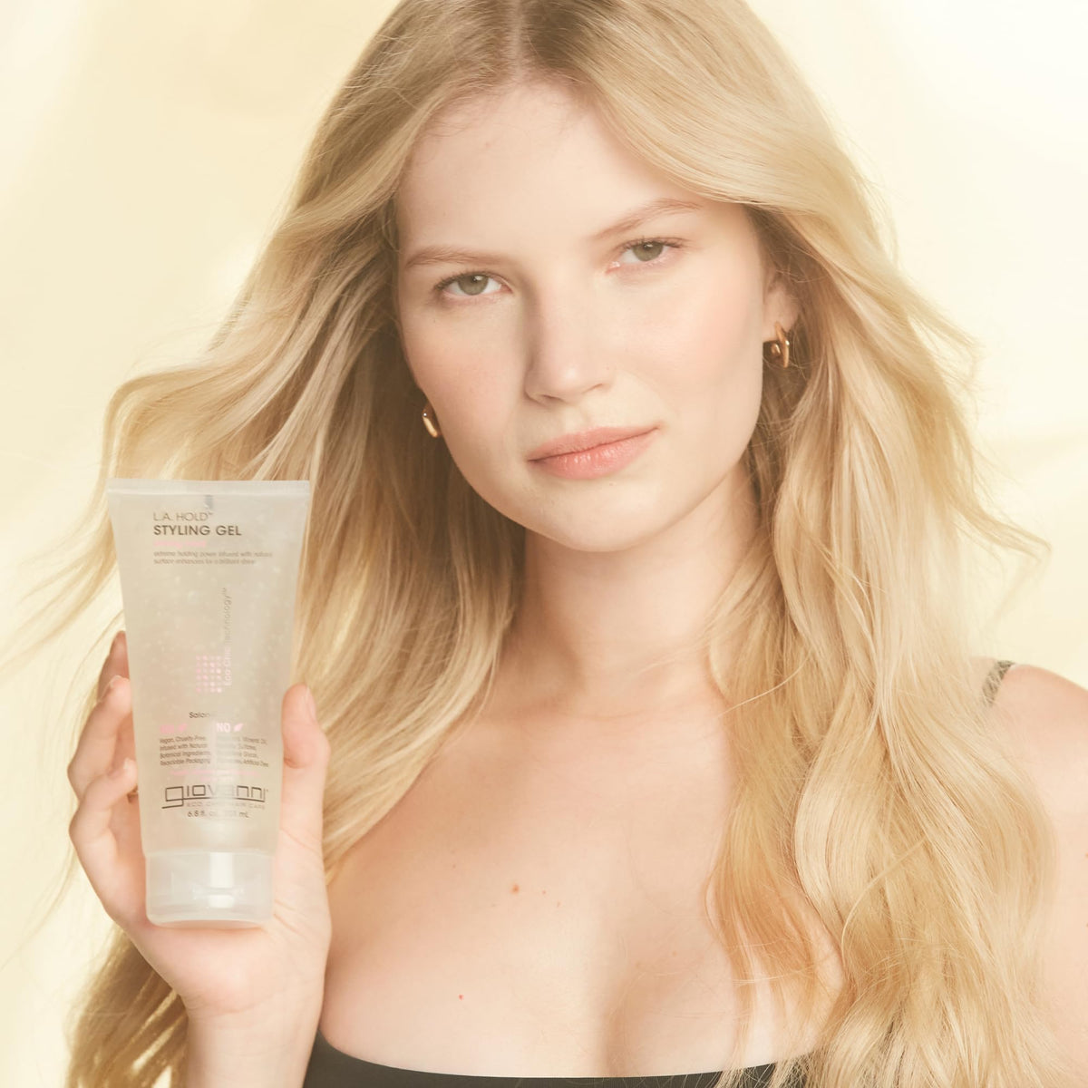 GIOVANNI gel texture close-up displaying smooth consistency for easy application