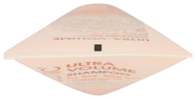 GIOVANNI close-up of papaya and tangerine texture showing natural ingredients for hydration