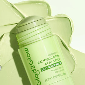 Glad2Glow product label and ingredient panel emphasizing centella