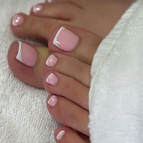 GLAMERMAID close-up of glossy gel-like texture for salon shine