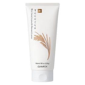 Glamfox front packaging showing cleanser benefits and hydrating promise