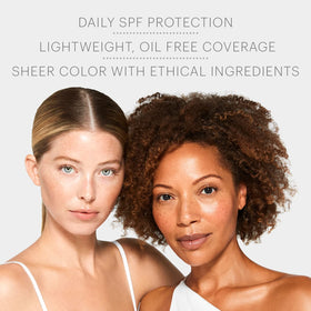 Glo Skin Beauty bottle label close-up highlighting shade 5W-Medium and ingredients