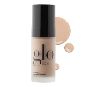 Glo Skin Beauty front packaging showing shade Naturelle and brand clarity