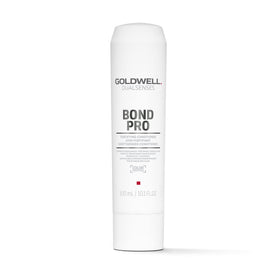 Goldwell bottle front packaging showing brand and product for clear identification and trust