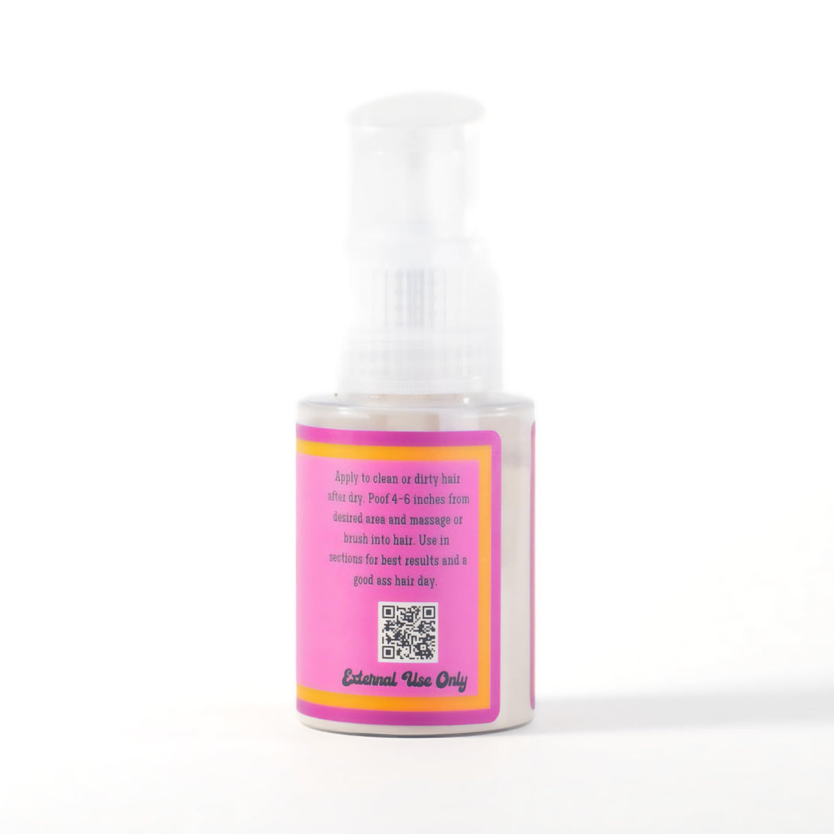 Good Ass Hair Day powder applied to roots, demonstrates quick oil absorption benefit