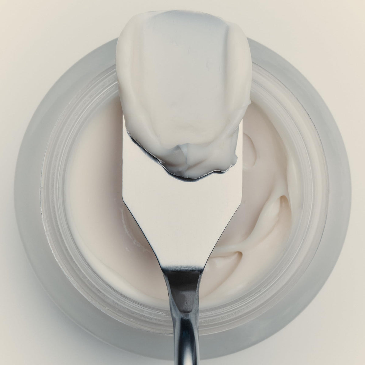 goop visual of ceramides and botanicals highlighting barrier-repair benefit for skin