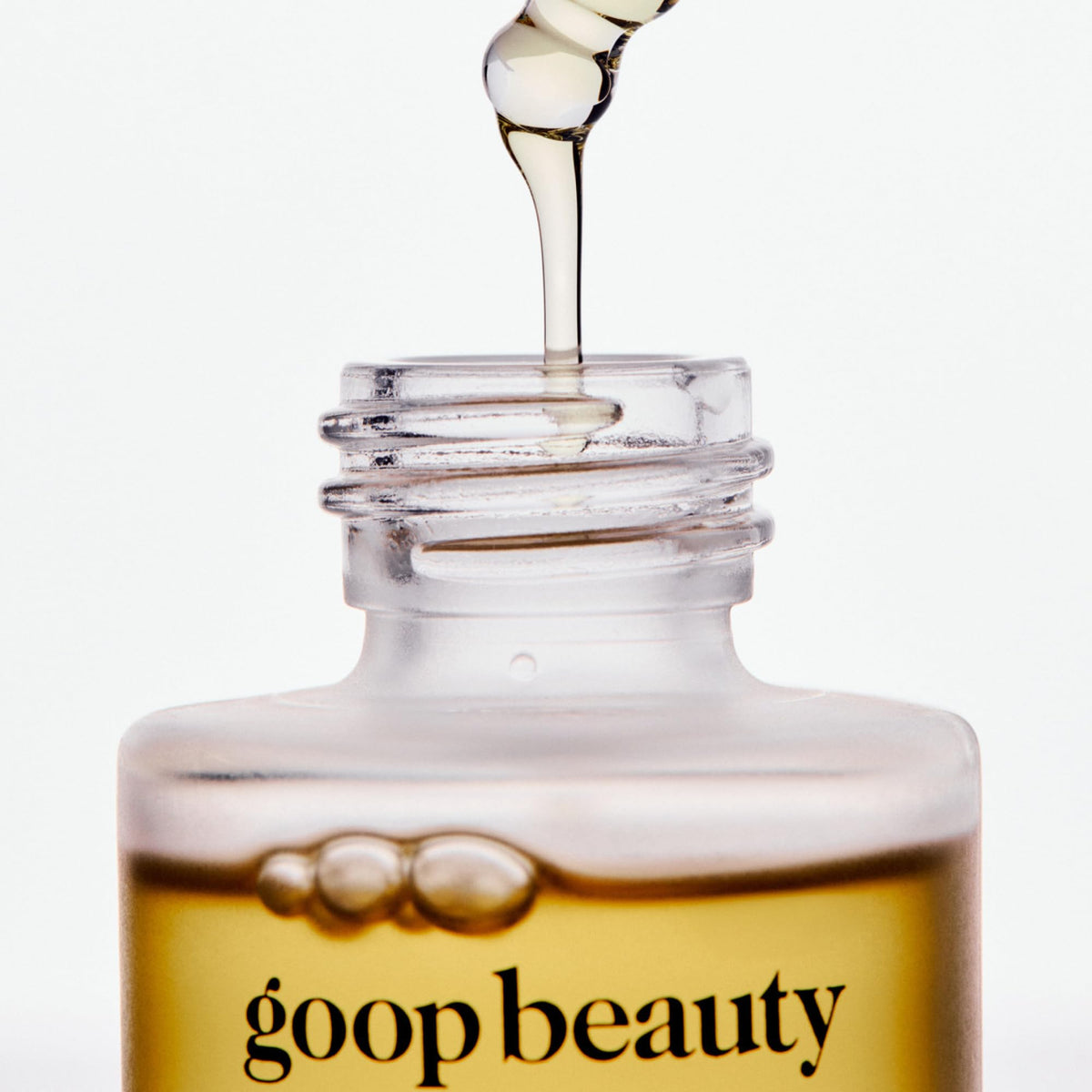 goop application on hand showing quick absorption and hydration benefit