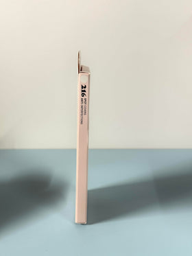 grace & stella ingredient callout with tea tree and salicylic acid for targeted blemish support