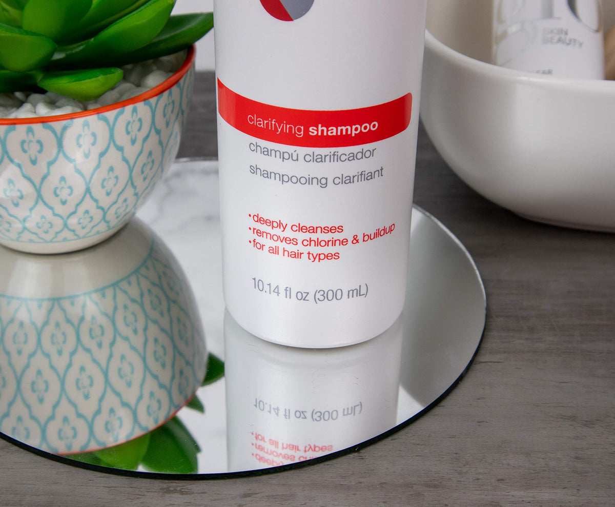 GREAT CLIPS shampoo texture close-up showing smooth lather for effective residue removal