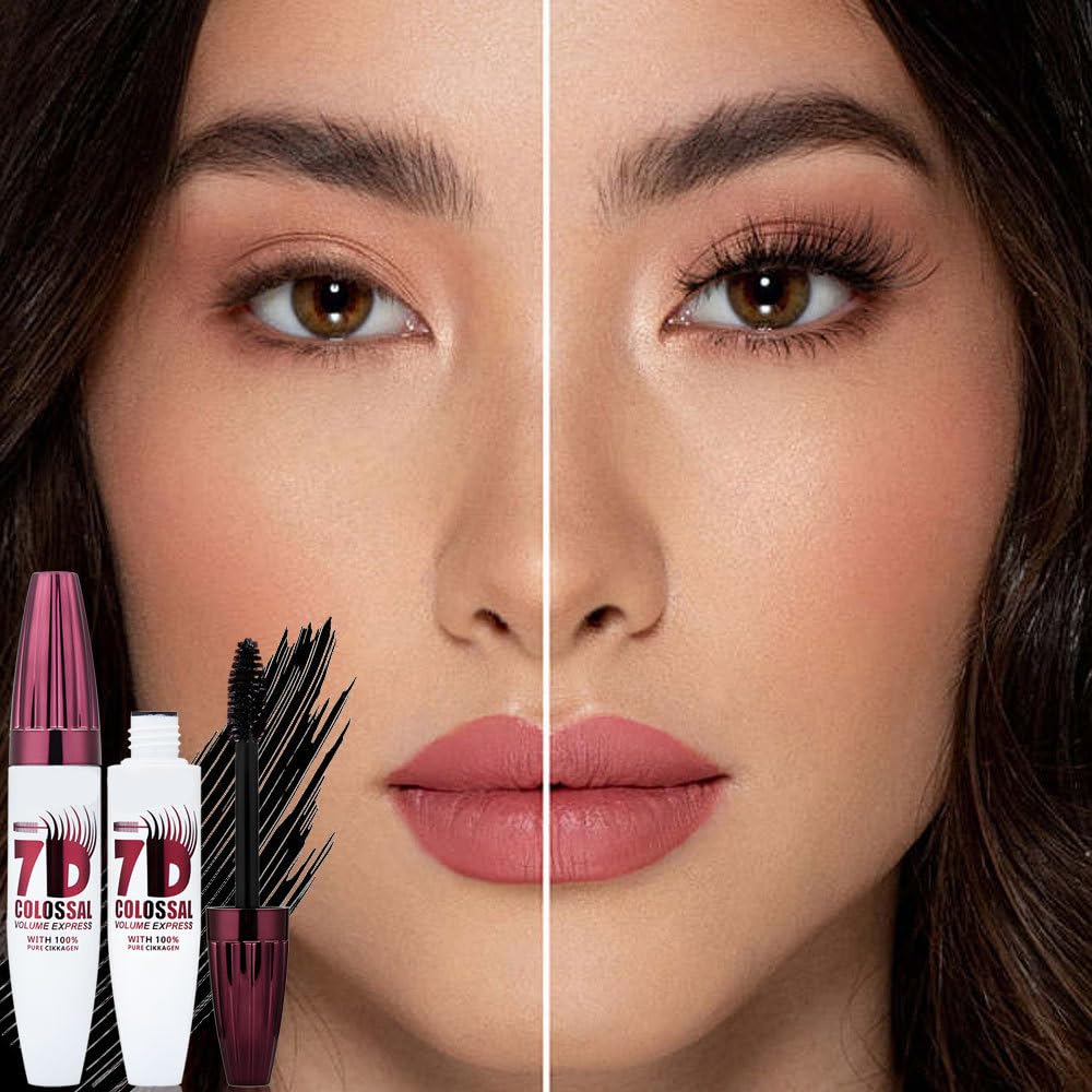 GROTOLY applying mascara in mirror for all-day smudge-proof wear