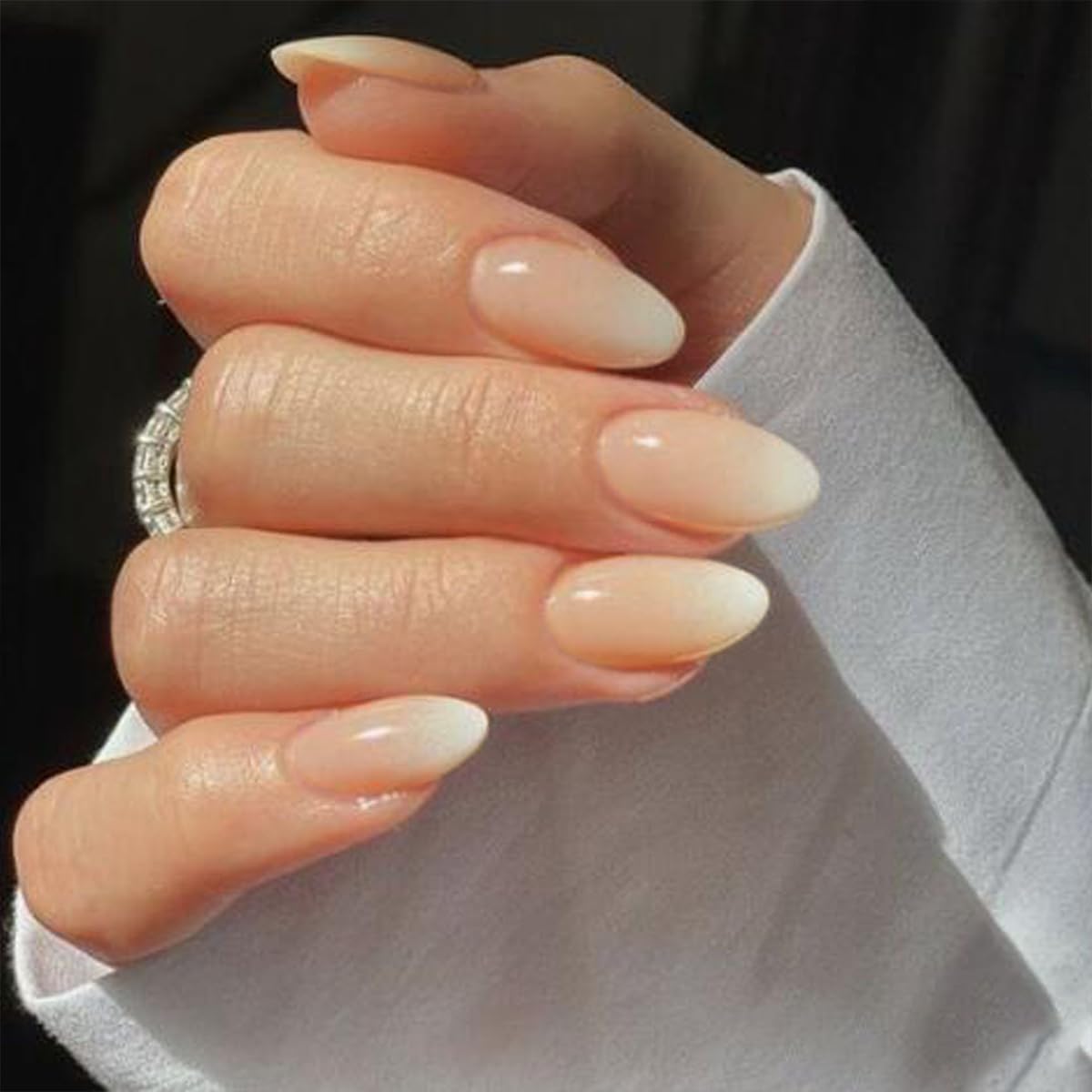 GUFUGU close-up of almond nail shape highlighting clean tip and durable ABS material benefit precision