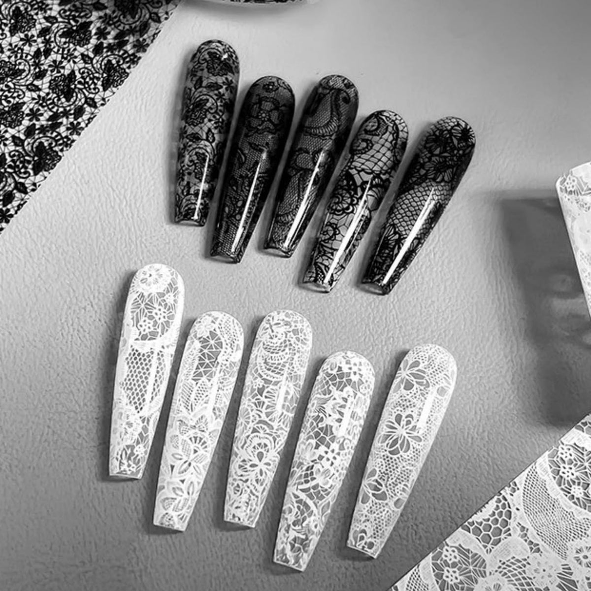 GZMAYUEN pressing foil onto nail in use for fast crisp transfers