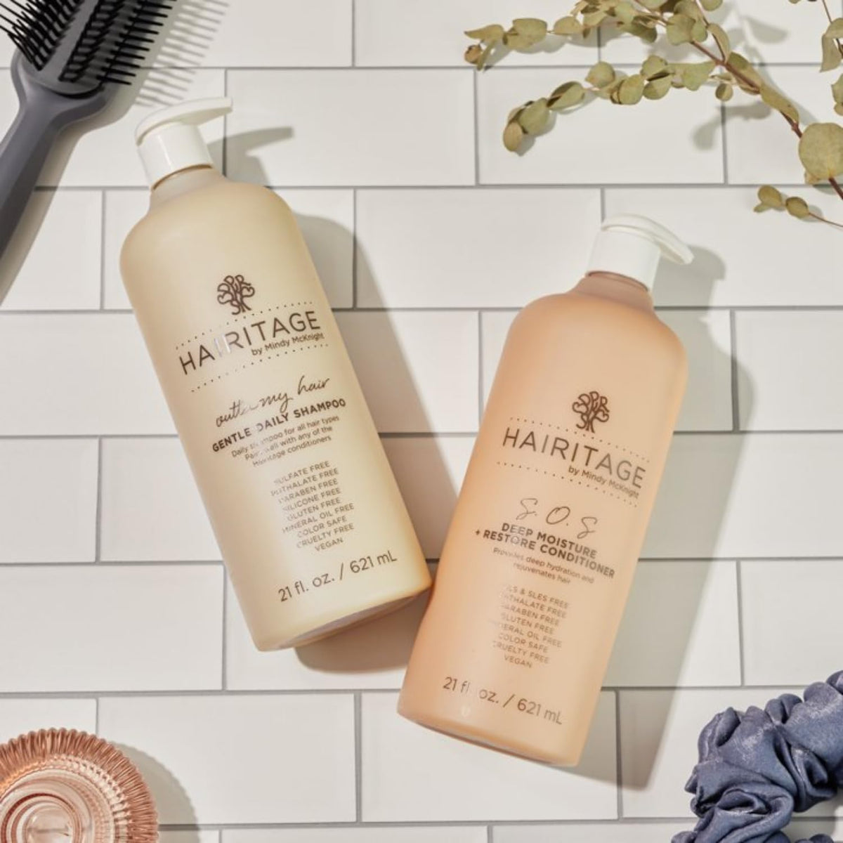 Hairitage shampoo texture pouring from bottle showing lightweight consistency