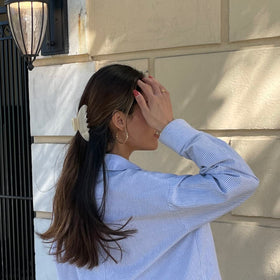 Hana Mia clip securing a messy bun for easy, comfortable all-day wear