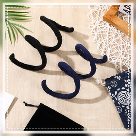 Hanaive two color pouches with ties displayed for tidy storage and easy transport