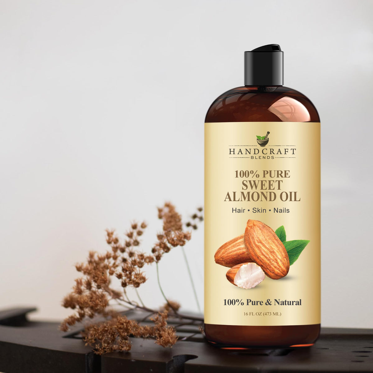 Handcraft Blends label close-up highlighting hexane-free and USA-made benefit