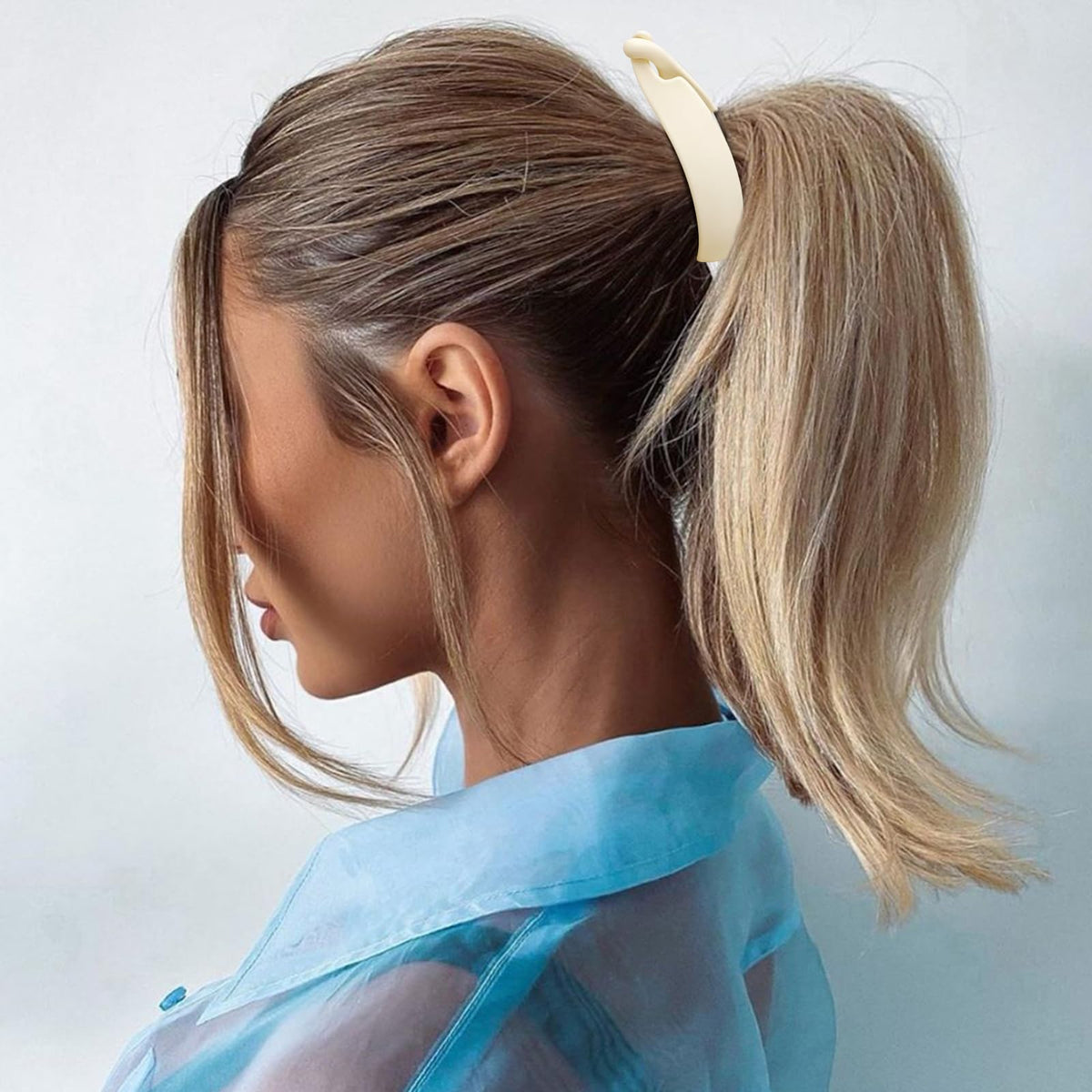 Hapdoo close-up of clip teeth highlights grip and hair-friendly edges