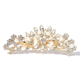 Hapibuy comb worn by bride in lifestyle scene enhancing formal look