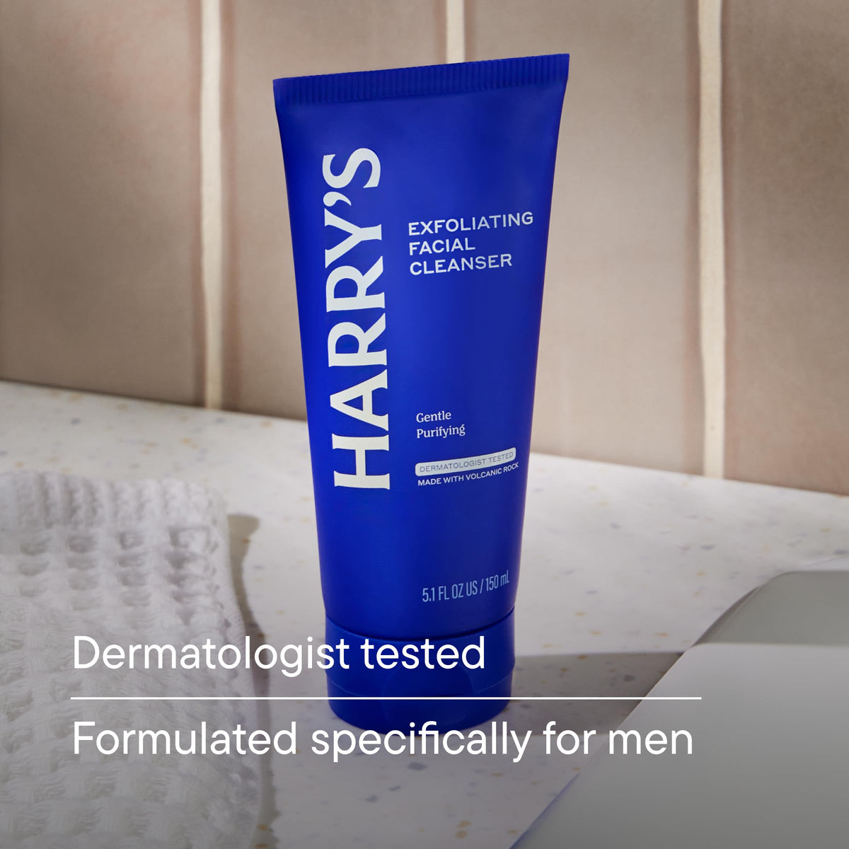 Harry's pump dispensing creamy foam demonstrating easy application and thorough cleansing benefit