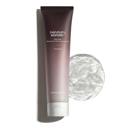 HARUHARU front pouch shot showing cleanser and soft packaging benefit