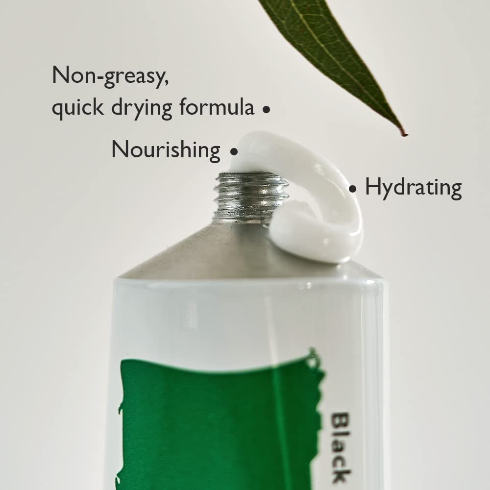 HARUHARU cream being applied to hands for fast-absorbing hydration benefit