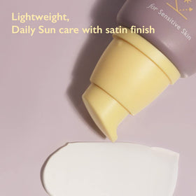 HARUHARU satin texture swatch showing lightweight finish benefit