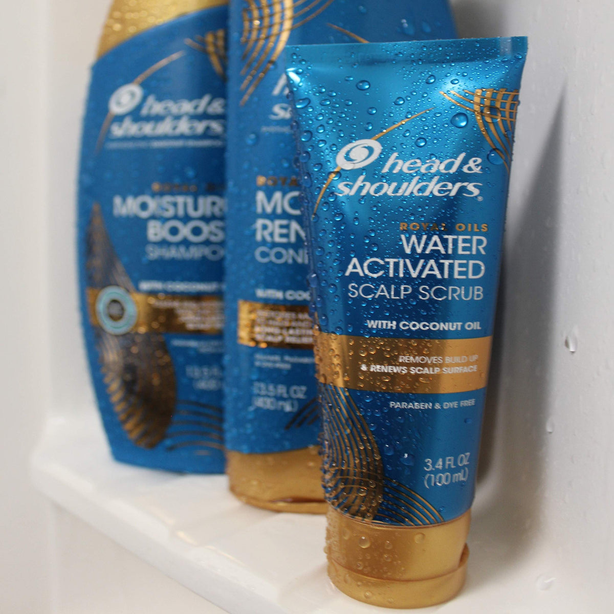 Head & Shoulders before and after scalp look demonstrating refreshed surface