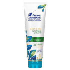Head & Shoulders pump close-up highlighting easy dispensing and control