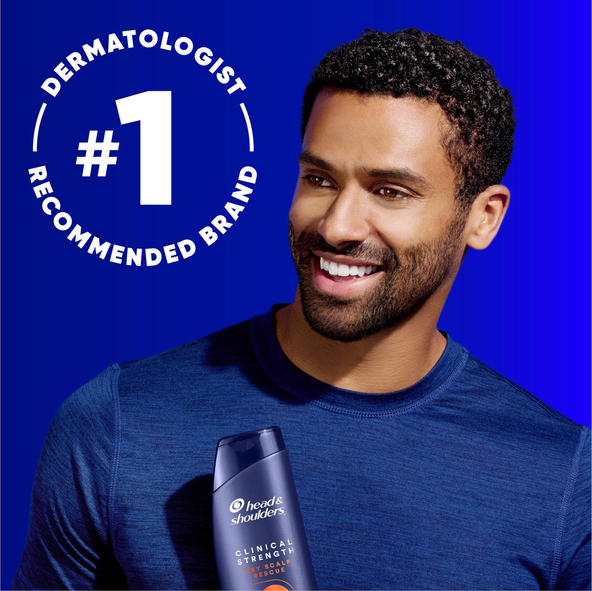 Head & Shoulders in-use image massaging shampoo into scalp for effective application